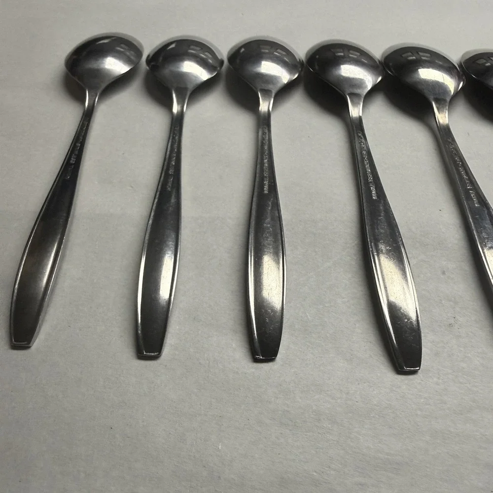 7 Vintage Customcraft CUS1 Dinner Place Spoons Roses Stainless Steel Flatware **